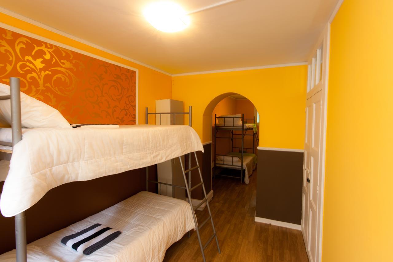 Funchal109 Hostel Фуншал Екстериор снимка